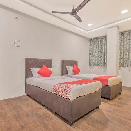 Hotel O Ankitha Grand Kondapur Kültér fotó