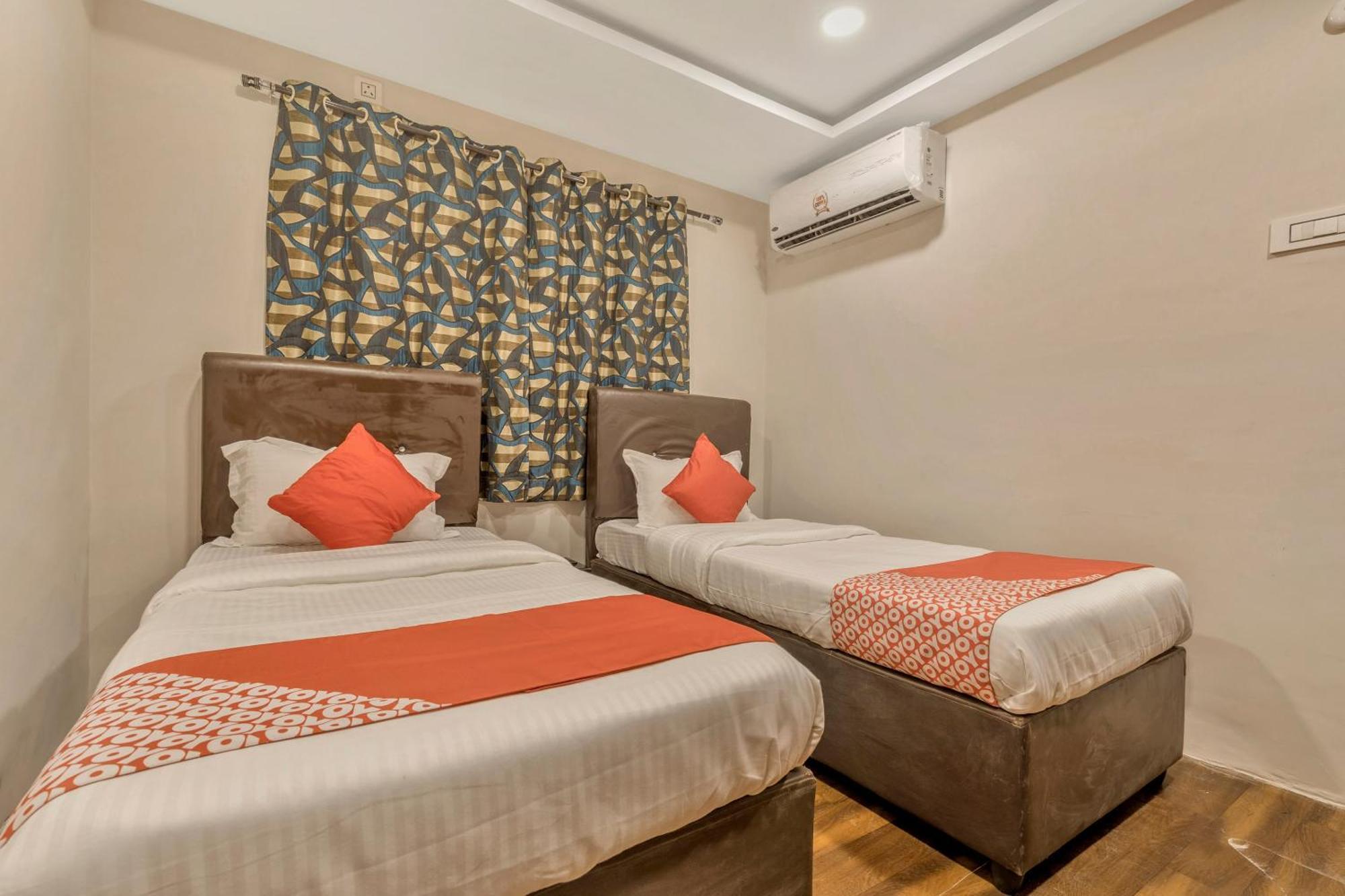 Hotel O Ankitha Grand Kondapur Kültér fotó