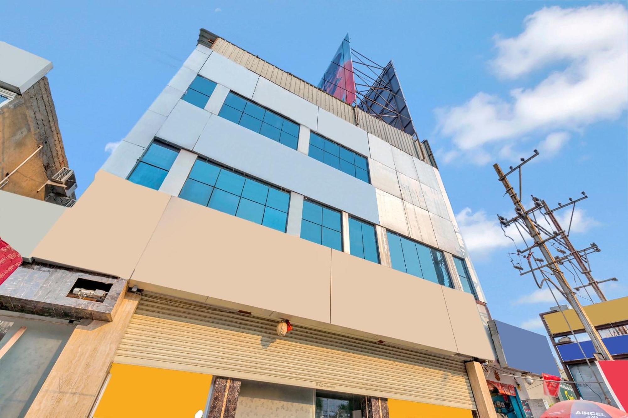 Hotel O Ankitha Grand Kondapur Kültér fotó